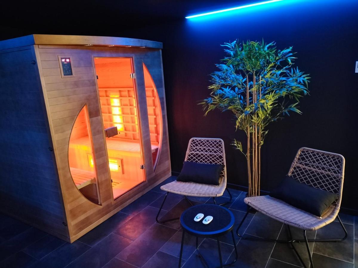 Le Jardin Medicis Avec Spa Privatif Tredion 外观 照片